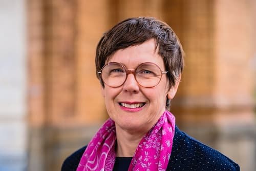 Anke Kurat